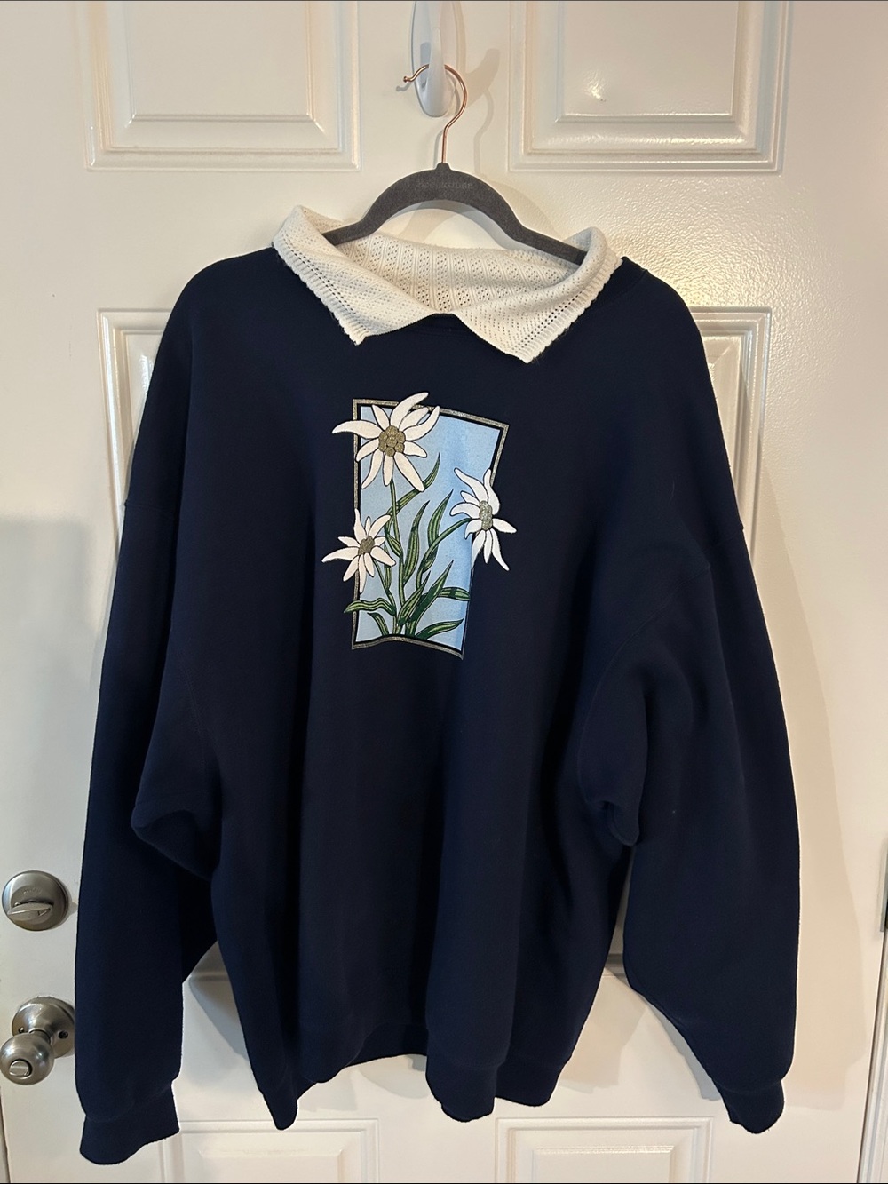 Navy Flower Embroidered Sweatshirt with White Collar